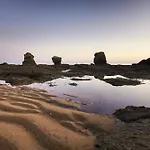 Holiday home Maison Confort Pour 8 Avec Jardin Saint-Gilles-Croix-de-Vie