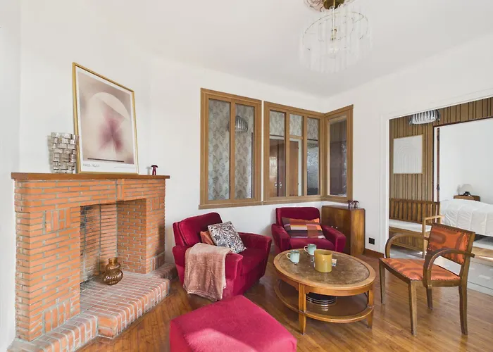 Maison Confort Pour 8 Avec Jardin Holiday home *