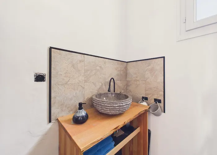 Maison Confort Pour 8 Avec Jardin Holiday home *